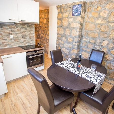 Apartment Any Mokosica Bagian luar foto